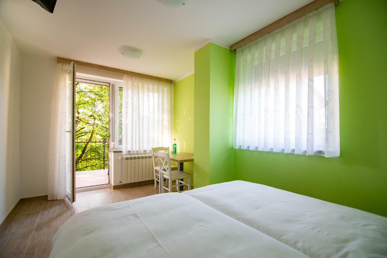Rooms Sajina Podgrad  Exteriör bild