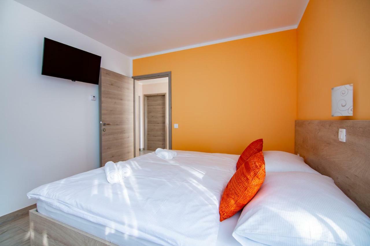 Rooms Sajina Podgrad  Exteriör bild
