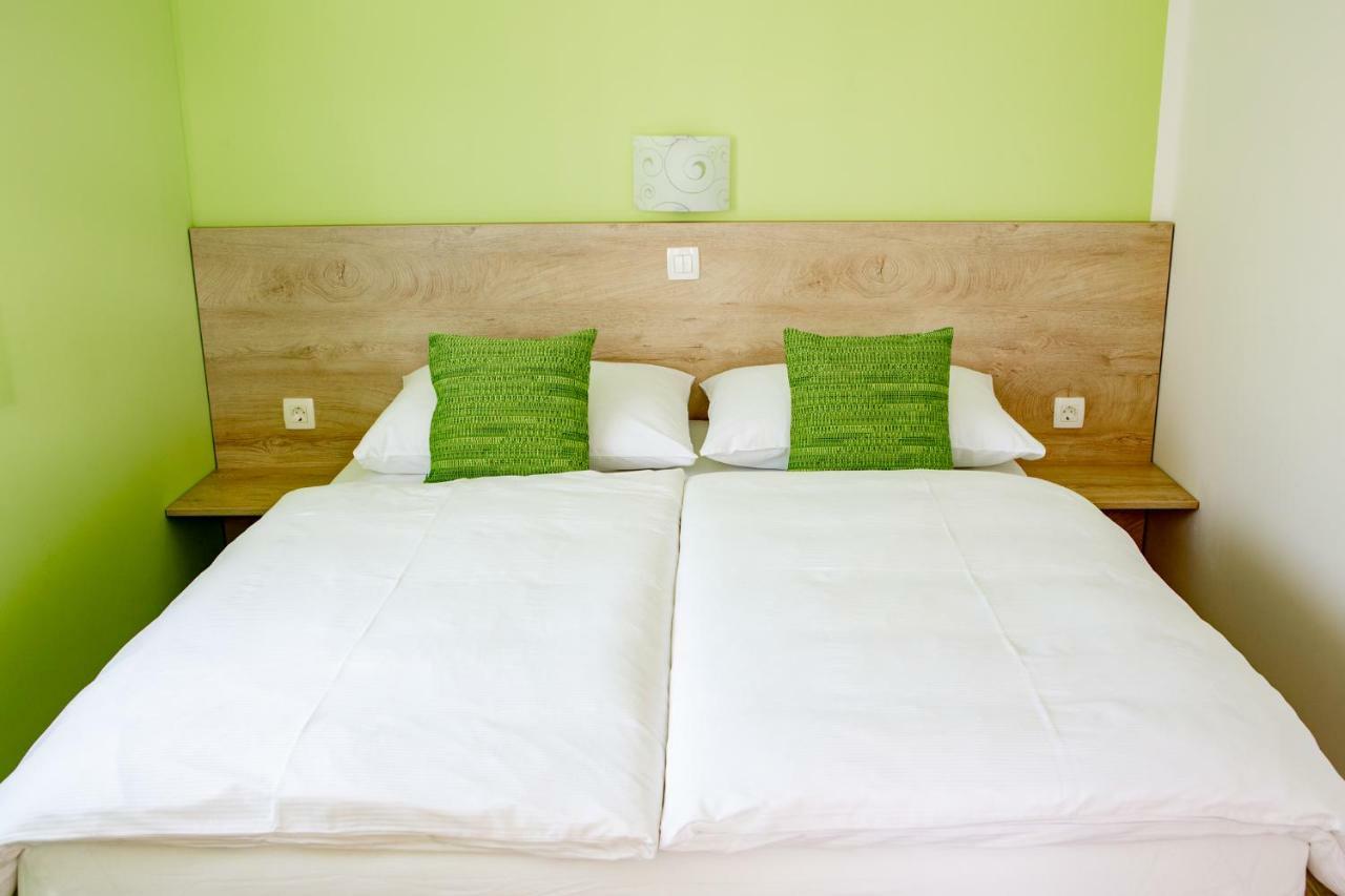 Rooms Sajina Podgrad  Exteriör bild